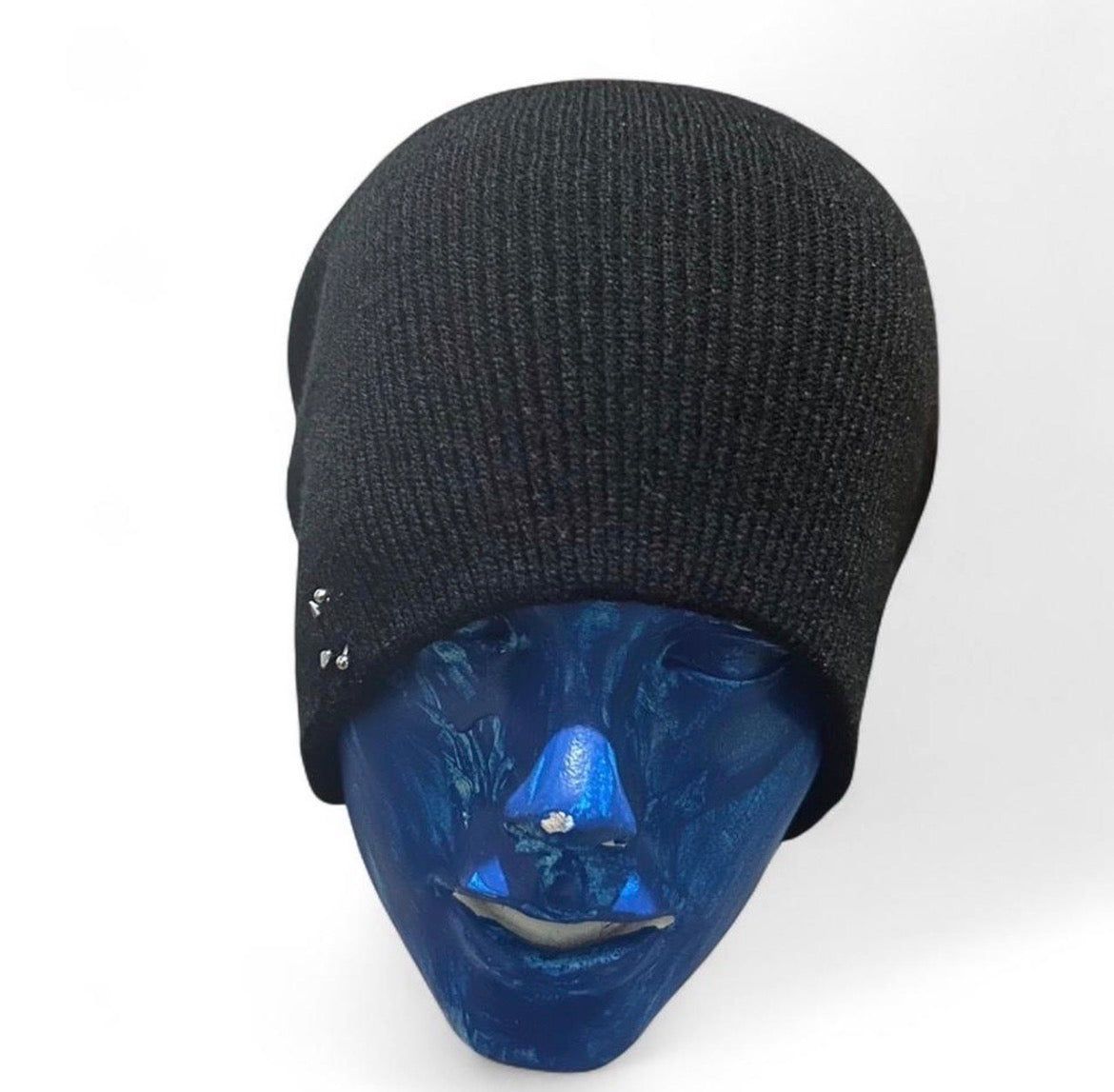 Pierced шапочка